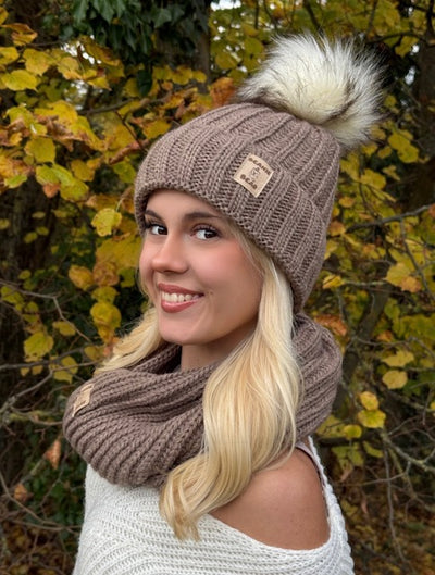 Bonnet BEANIE-BEAR® BEIGE Foncé - 3 pompons